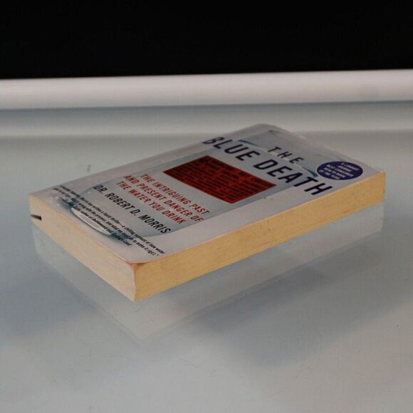 BLUE DEATH by Robert Morris The Intriguing Past and Present Danger 2008 PB - Picture 4 of 7